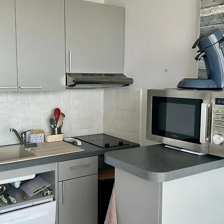 Apartamento 2 Avec Parking à St Jean De Monts, Accès Direct - Fr-1-652-45